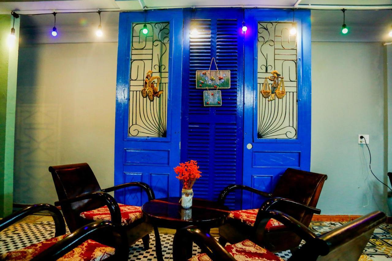 Adp Homestay & Coffee Dong Hoi Esterno foto